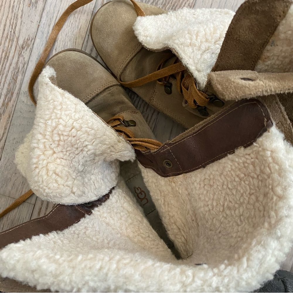 UGG Combat Suede Brown Lace-Up Boots, women’s 6.5 - Picture 8 of 8